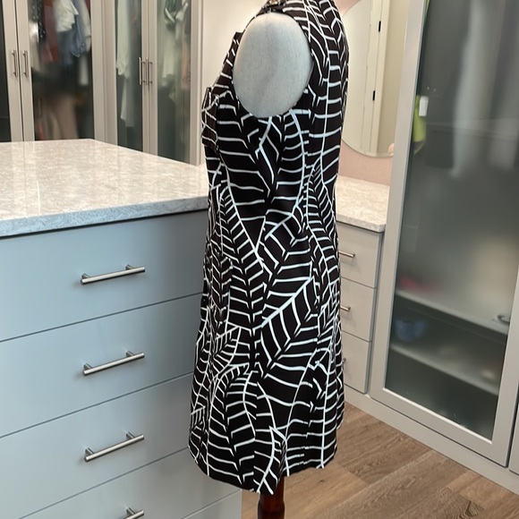 Tory Burch Palm Leaf Sleeveless Zipper Dress - Picture 10 of 14